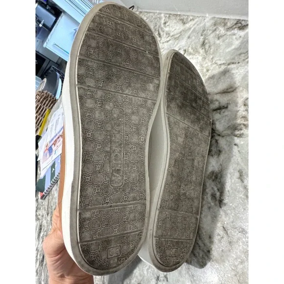 Vionic Kimmie women's slip-on sneaker in tan leather size 8.5/6.5 UK - Picture 8 of 9